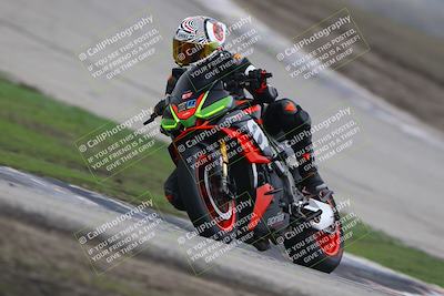 media/Nov-29-2025-TrackDaz (Sat) [[10ae2d9bce]]/B Group/Session 3 (Outside Grapevine)/